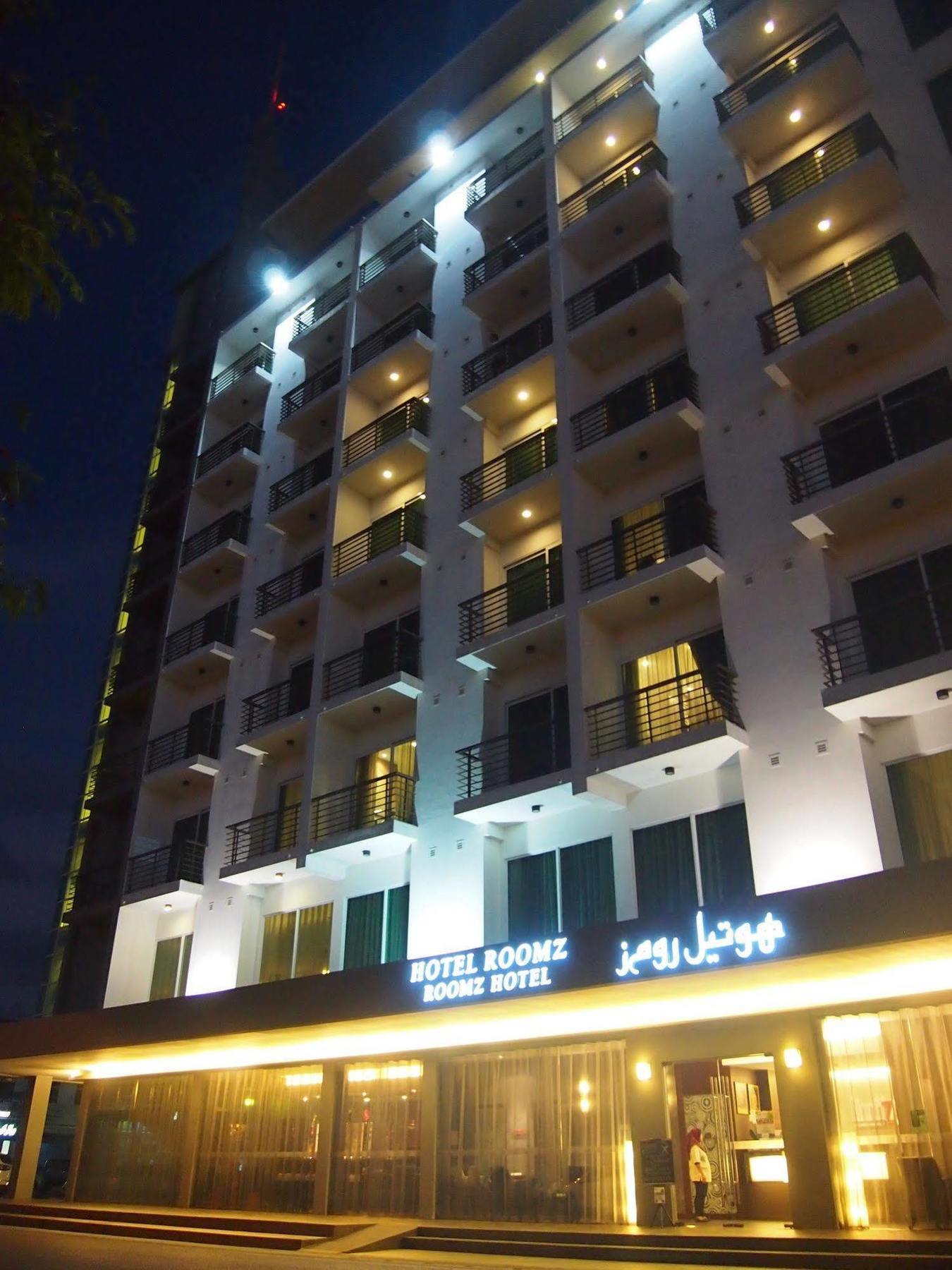 Roomz Hotel Seria Εξωτερικό φωτογραφία